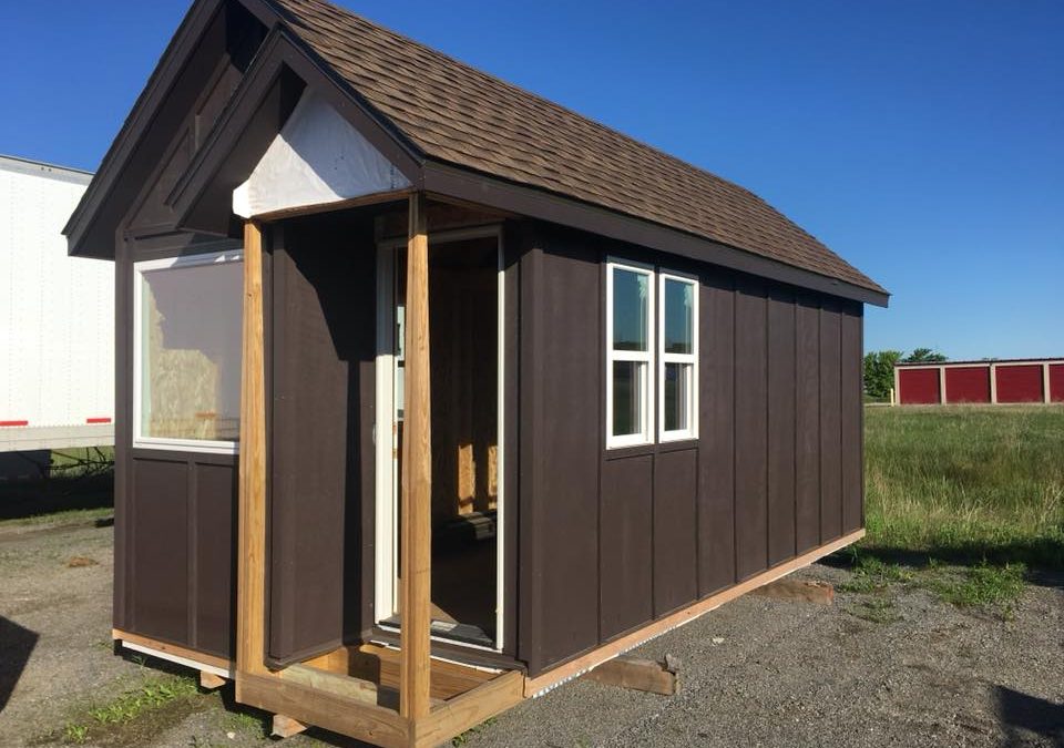 Local High School Students Build Tiny House With Aid of Blenker Construction